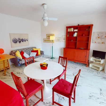 公寓 Grand Avec Terrasse, Proche Plages Et Centre-ville, - Fr-1-196-328 *