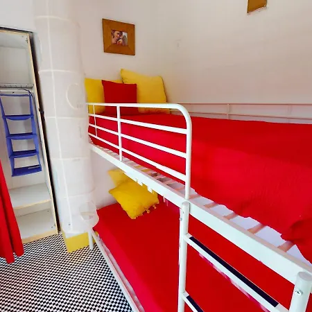 Grand Avec Terrasse, Proche Plages Et Centre-ville, - Fr-1-196-328 芒通